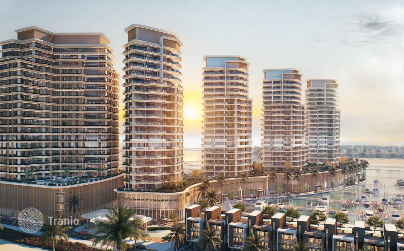 New Waterfront Apartments with Pools and Golf Course in Ras Al Khaimah