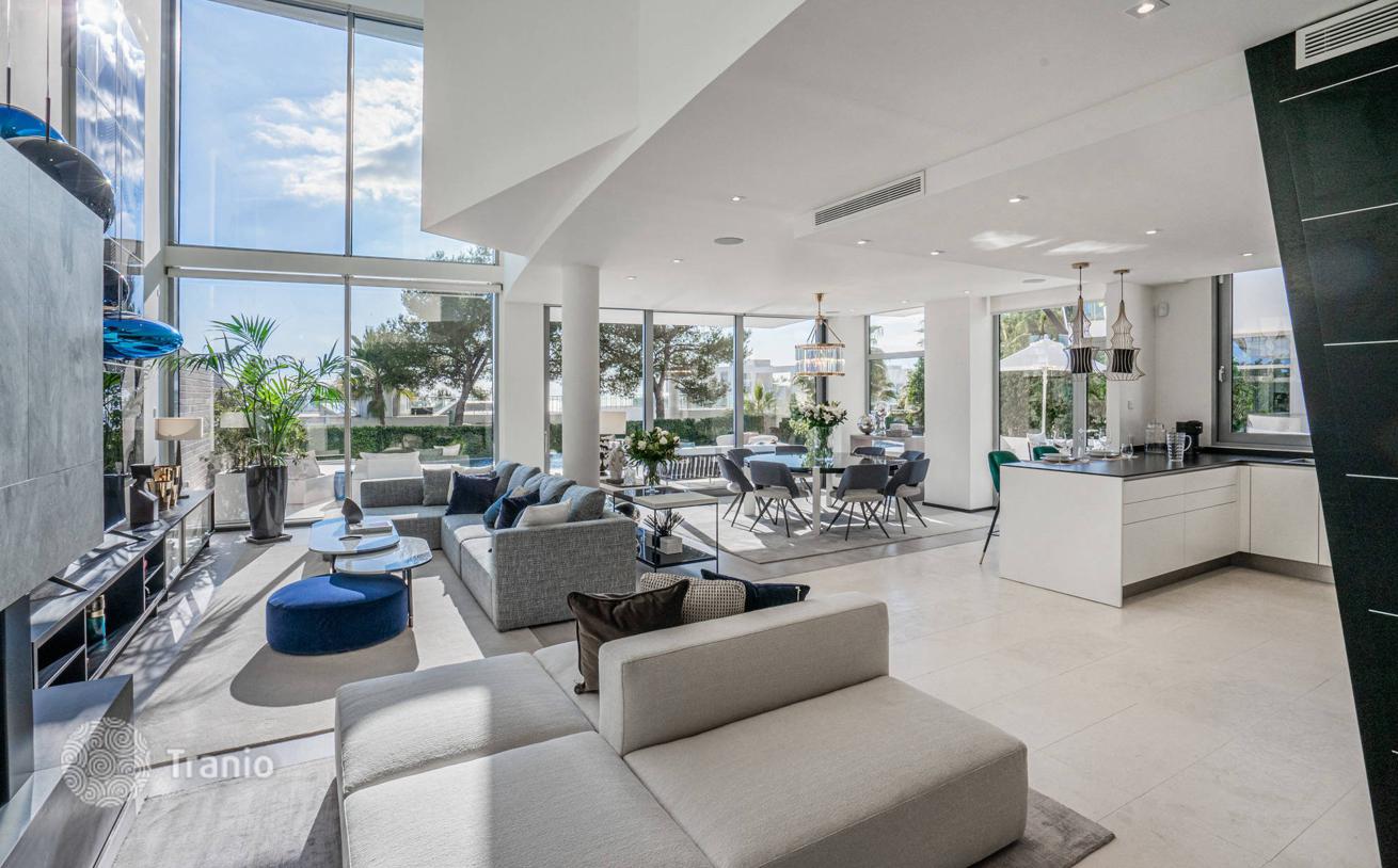 3-Bedroom House with Private Pool in Sierra Blanca, Marbella, photo 3