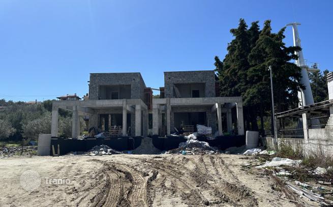 5-Bedroom Villa with Private Pool in Polichrono, Halkidiki