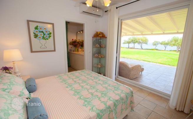 5-Bedroom Villa with Garden in Sitonia, Halkidiki