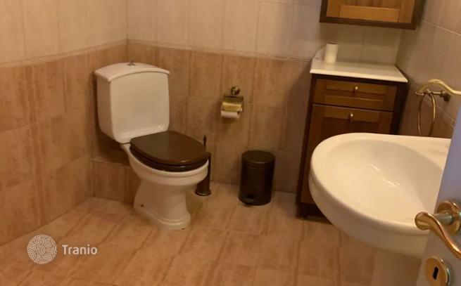 2-Bedroom Apartment in Thessaloniki, Greece