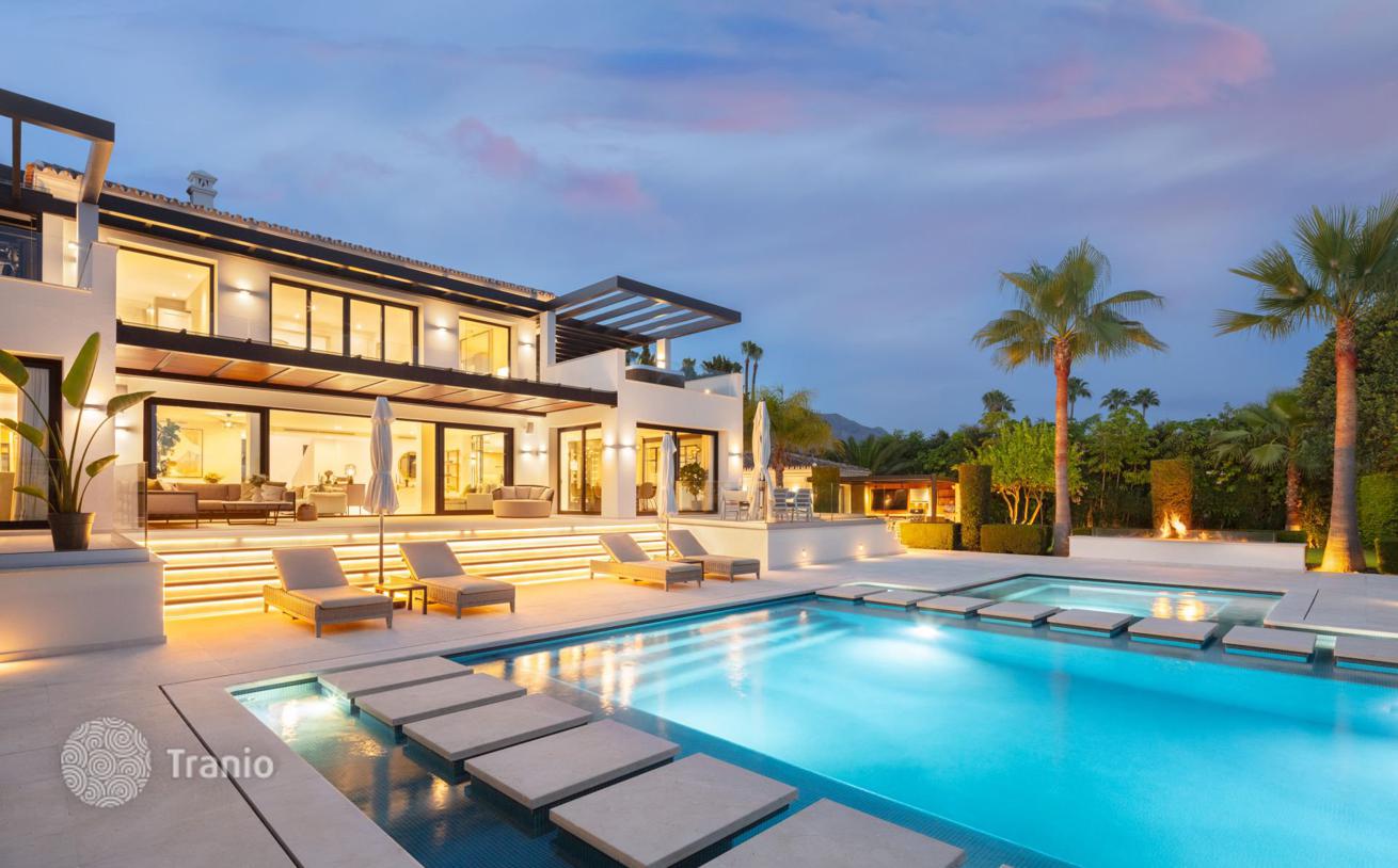 Modern Villa with Golf Course View in Nueva Andalucia, Marbella, photo 2