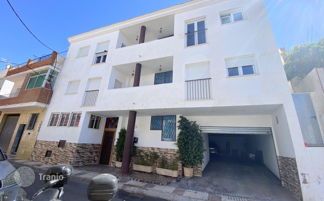 9-Bedroom Villa, 1,004 m² in Benalmadena, Spain, photo 3