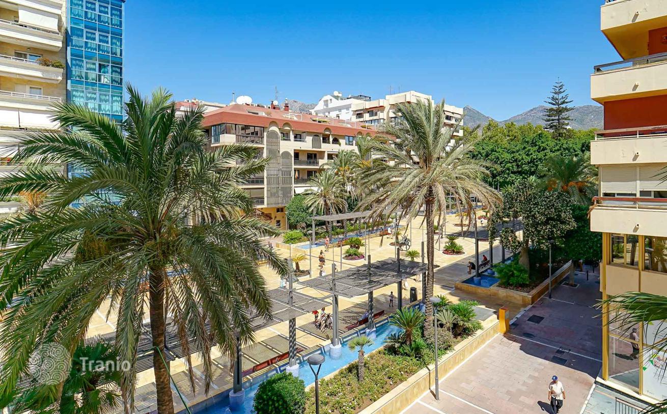 2-Bedroom Apartment with Sea View in Marbella