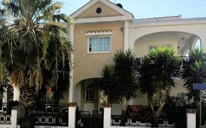 4-Story Villa with Garden and Parking in Nicosia