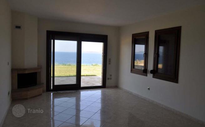 2-Bedroom Townhouse with Garden in Nea Roda, Halkidiki, photo 5