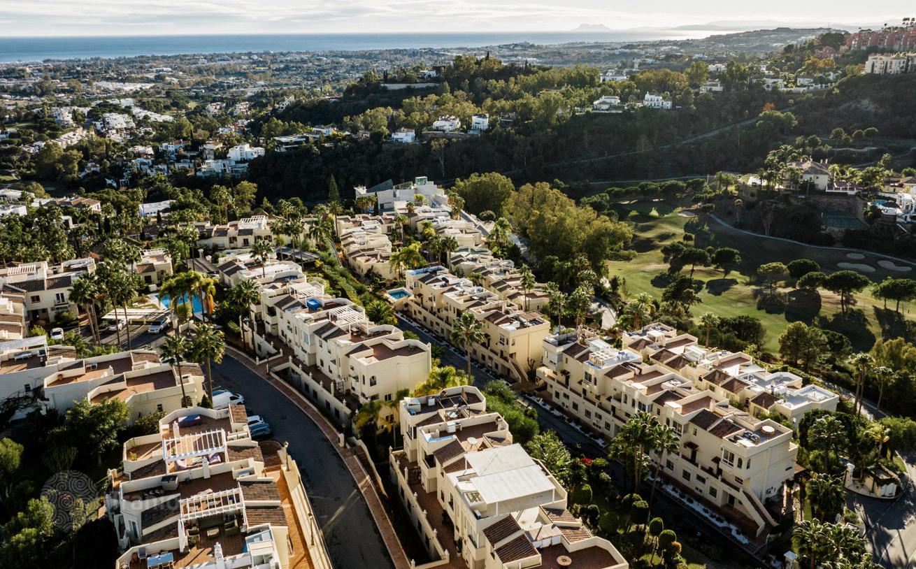 Апартамент на продажу в La Quinta Hills, Бенахавис, фото 4
