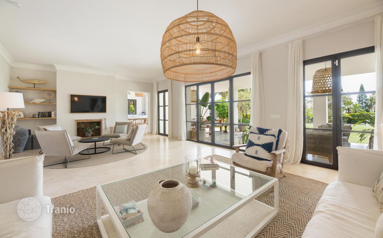 Luxury Villa with Pool in El Paraiso, Nueva Golden Mile, Marbella, photo 4