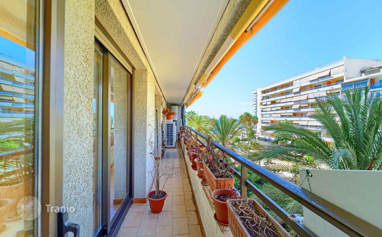 2-Bedroom Apartment with Sea View in Marbella, photo 4