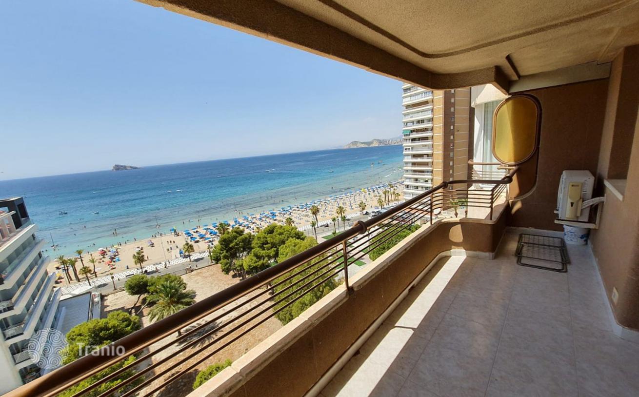 1-Bedroom Apartment with Sea View Terrace 50 m from the Beach, photo 4