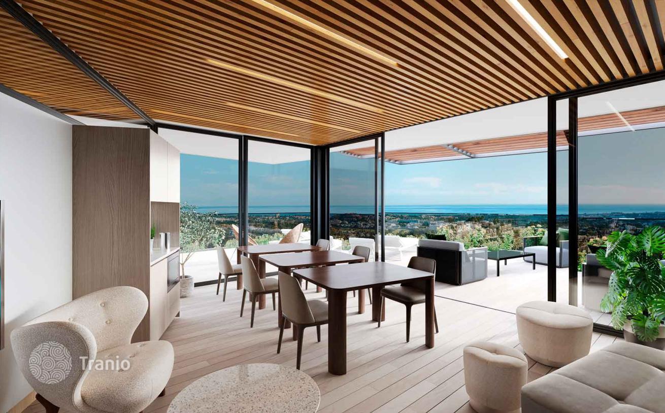 3-Bedroom Penthouse with Sea View in Benahavis