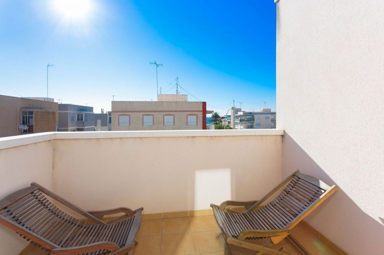 3-Bedroom Townhouse in Santa Pola