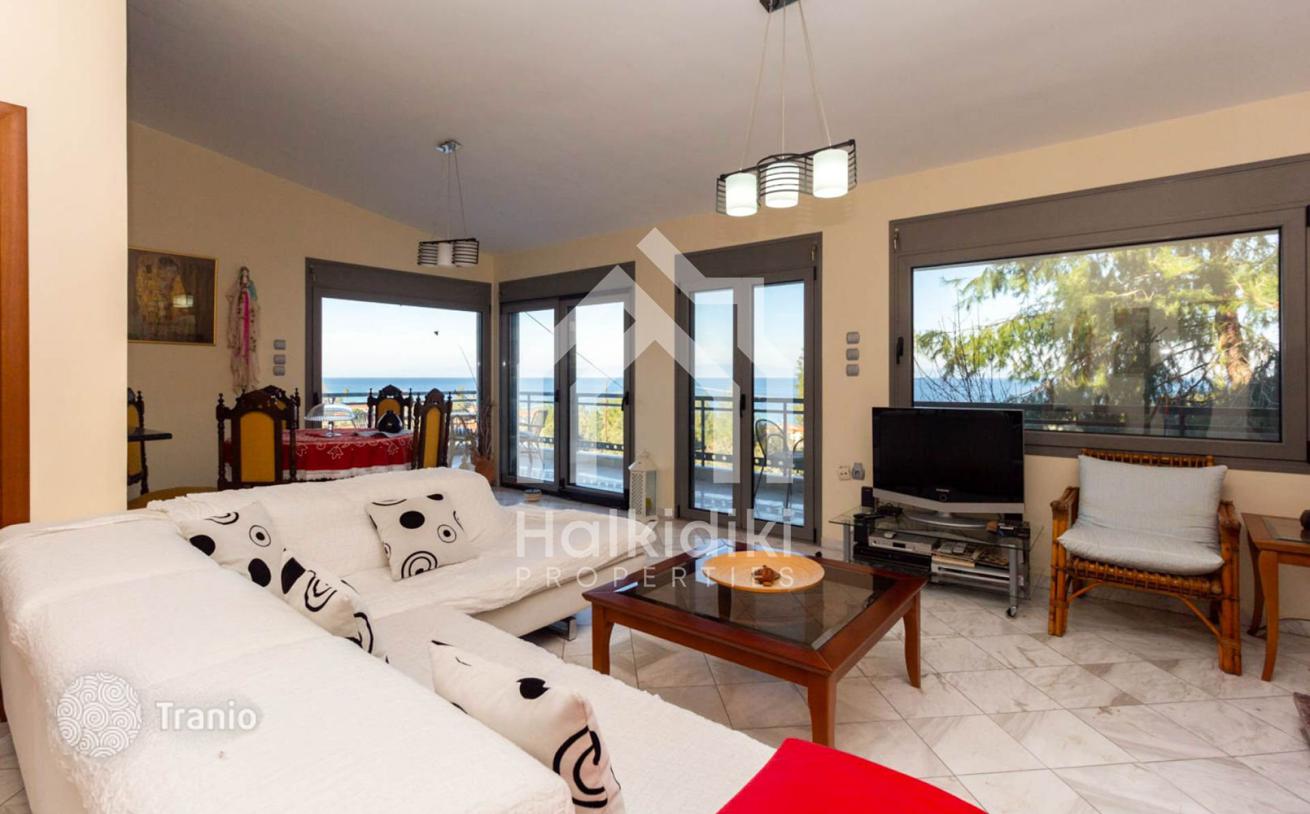 4-Bedroom House in Halkidiki