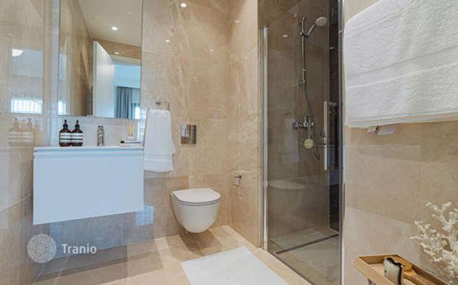2-Bedroom Penthouse with Mountain and City Views in Germasoyia, Limassol, photo 3