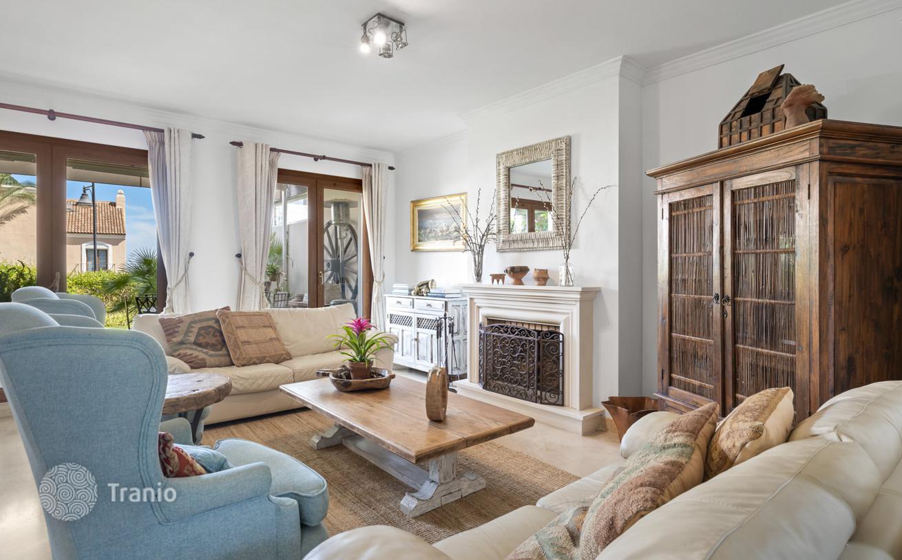 4-Bedroom Townhouse in New Golden Mile, Marbella