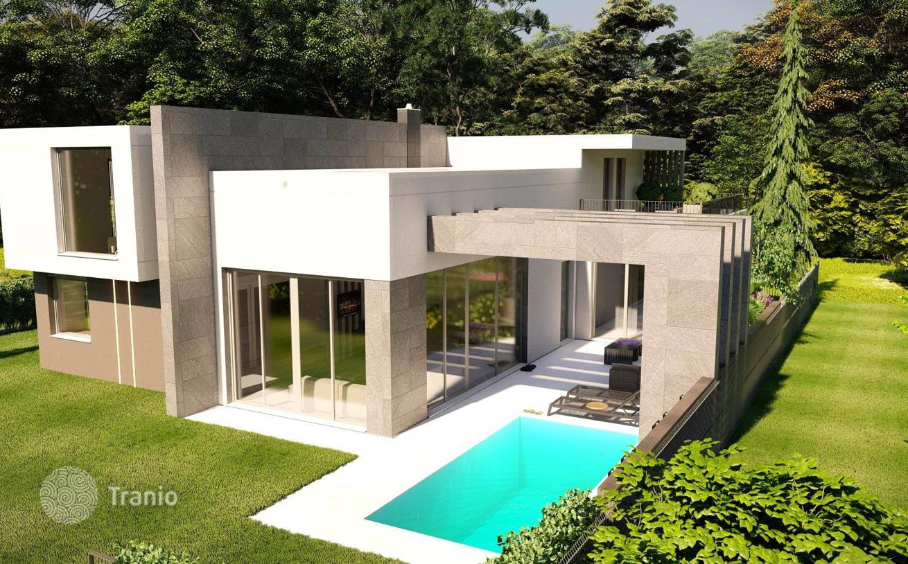 5-Bedroom House in Debrecen