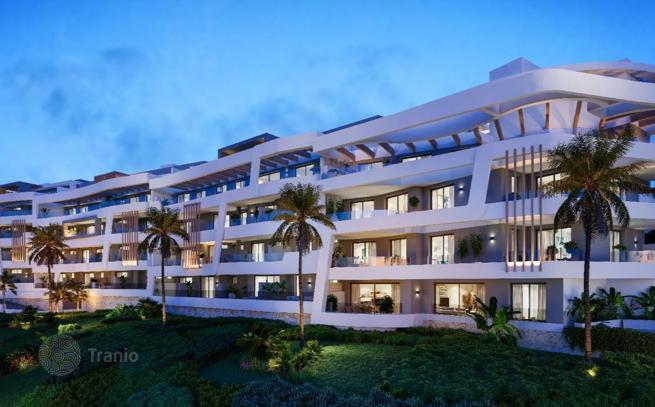 2-Bedroom Apartment in San Pedro de Alcantara, photo 2