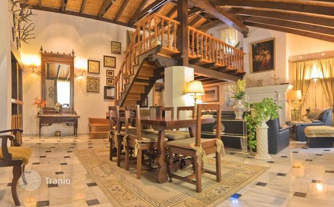 5-комнатная вилла 355 м² в Бенальмадене, Испания, фото 4