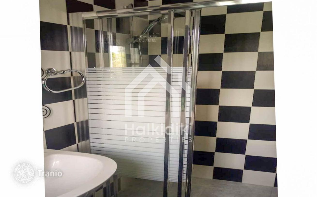 4-Bedroom House in Sitonia, photo 4