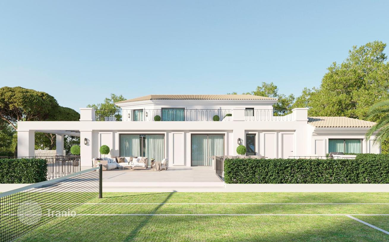 7-Bedroom Villa with Private Pool and Garden in Nagüeles, Marbella
