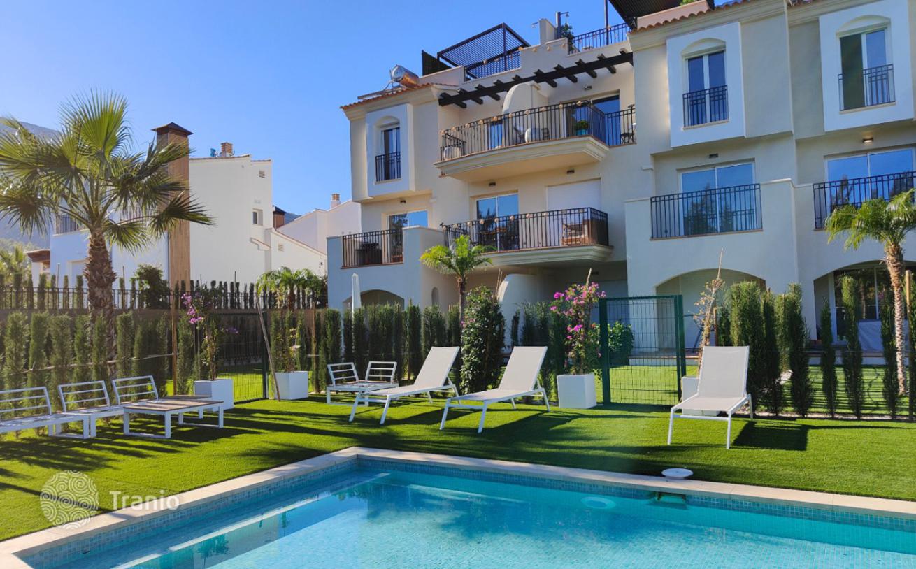 1-Bedroom Apartment with Shared Pool in Denia, Alicante, photo 4