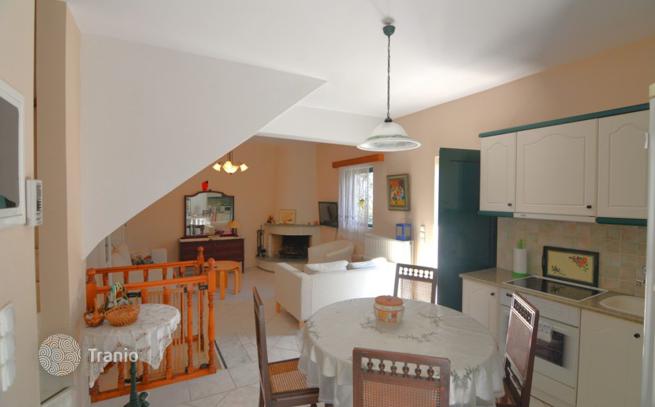 2-Bedroom Beachfront Villa in Vrachati, Peloponnese, photo 5