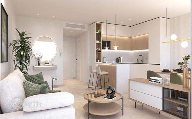 2-Bedroom Apartment with Terrace in Torrevieja, photo 4