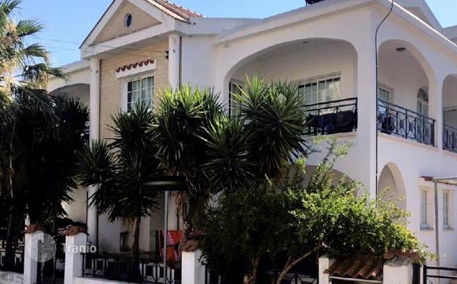 4-Story Villa with Garden and Parking in Nicosia, photo 4