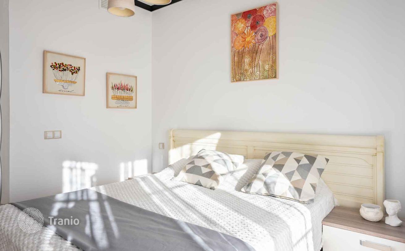 5-Bedroom Villa with Private Pool in Marbella, photo 2