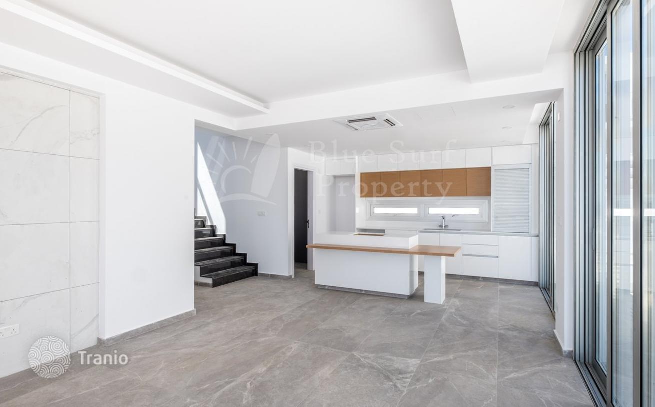 5-Bedroom Luxury Villa 250 m from the Beach in Protaras, Cyprus