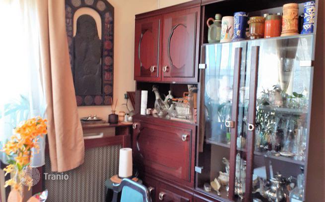 2-Bedroom Apartment in District III, Budapest, photo 5