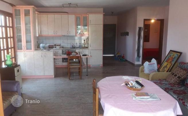 2-Bedroom House with Garden Near the Sea in Thessaloniki, photo 2