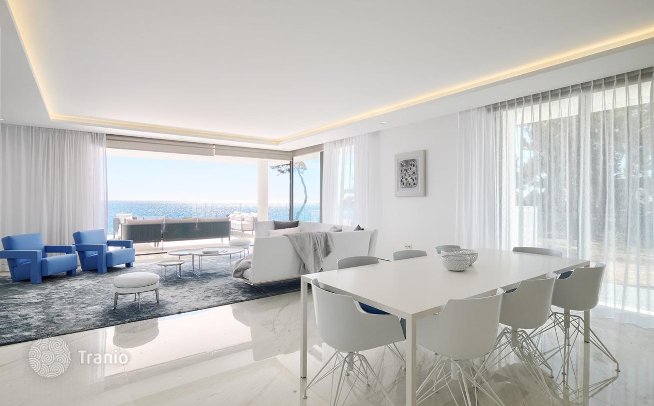 3-Bedroom Ground Floor Apartment with Terrace and Garden on New Golden Mile, Marbella, photo 3