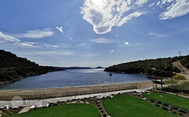 9-Room Villa with Sea Views in Neos Marmaras, photo 5