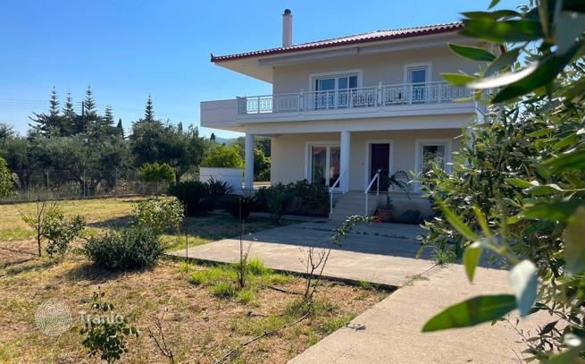 2-Bedroom Beachfront Villa on the Peloponnese, Greece, photo 2