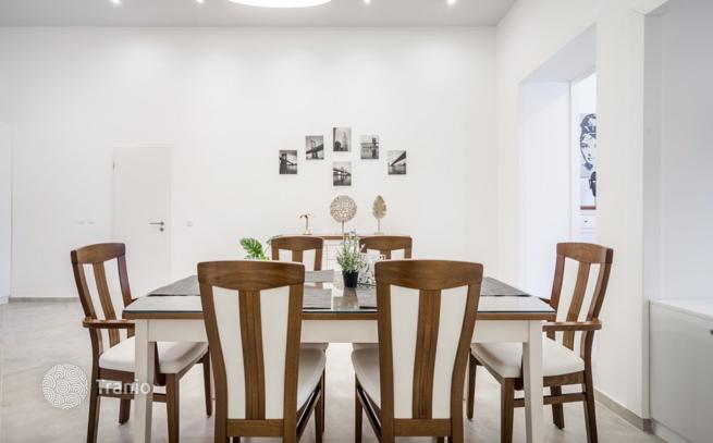 3-Bedroom Apartment in District VII, Budapest, photo 5