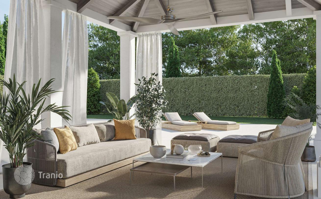 3-Bedroom Villa with Golf Course Views in Nueva Andalucia, Marbella, photo 3