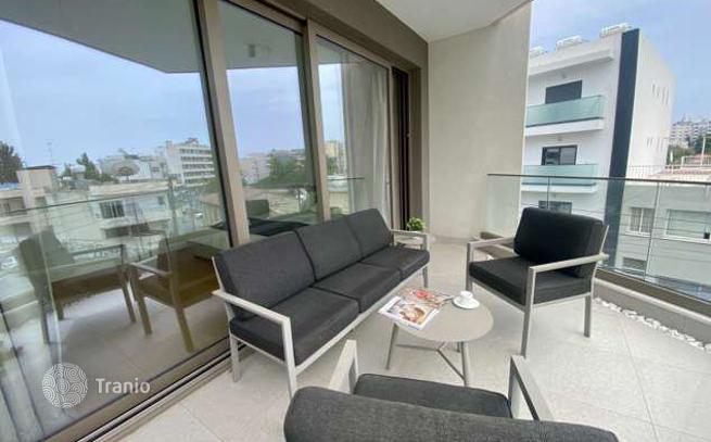 1-Bedroom Apartment with Sea View in Limassol, Cyprus, photo 3