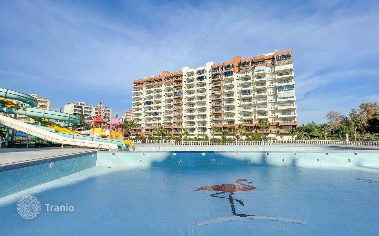 Beachfront 2-Bedroom Apartments with Water Park in Kargicak, Mersin