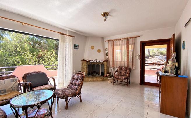 2-Bedroom Villa with Sea View in Soligeia, Peloponnese
