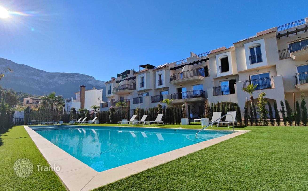 1-Bedroom Apartment with Shared Pool in Denia, Alicante, photo 3