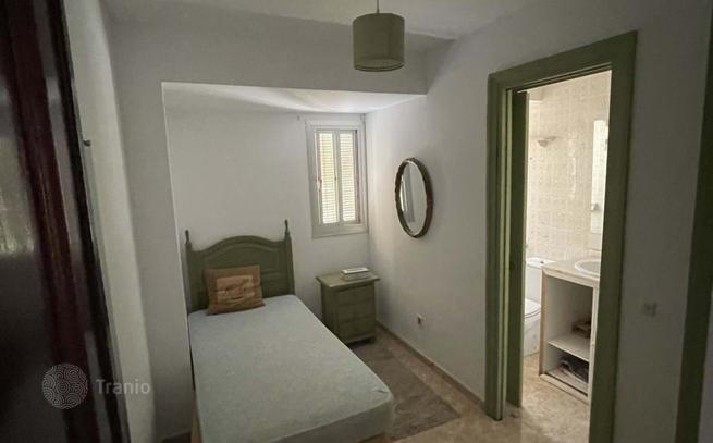 Beachfront Apartment in Marbella, photo 4