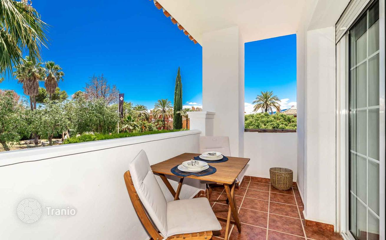 5-Bedroom Villa with Private Pool in Nueva Andalucia, photo 2