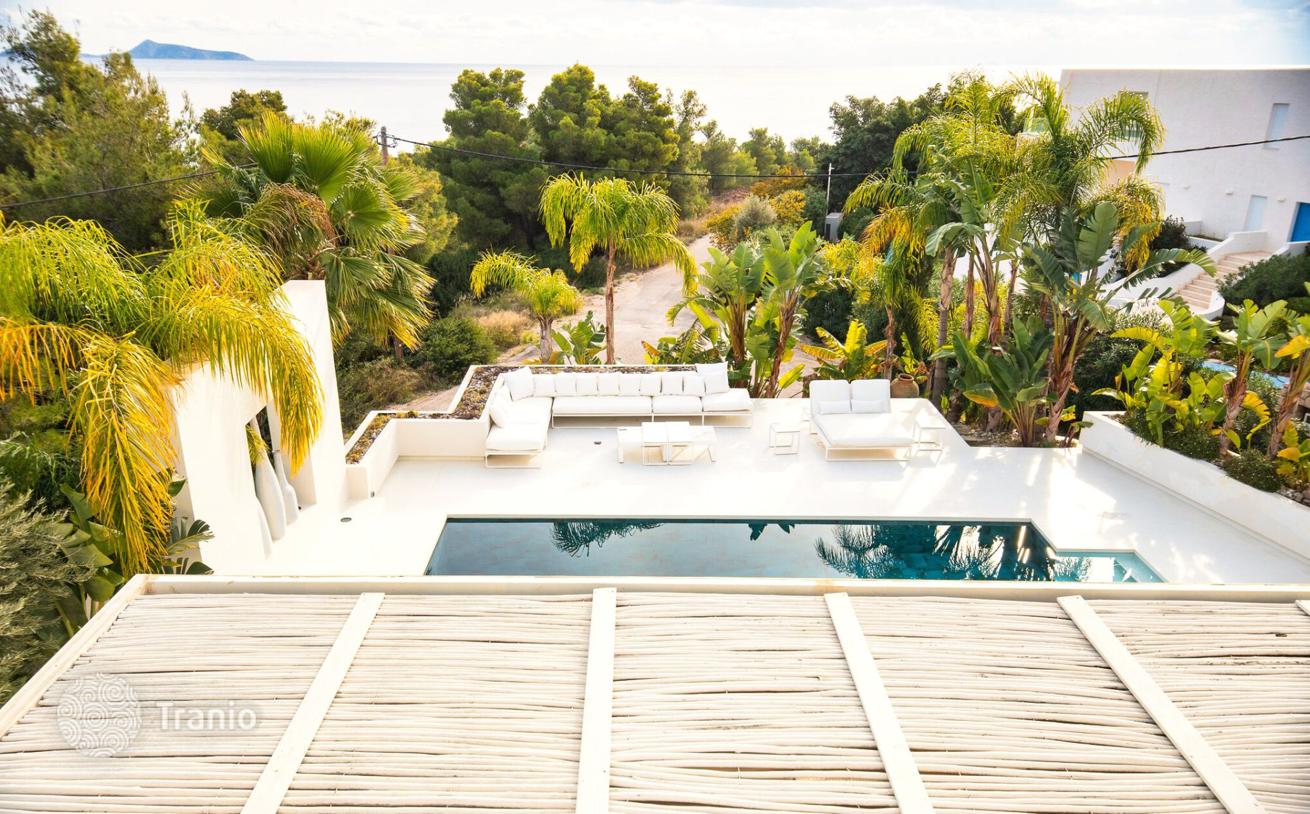5-Bedroom Villa with Private Pool and Sea View in Kranidi, Peloponnese, photo 5
