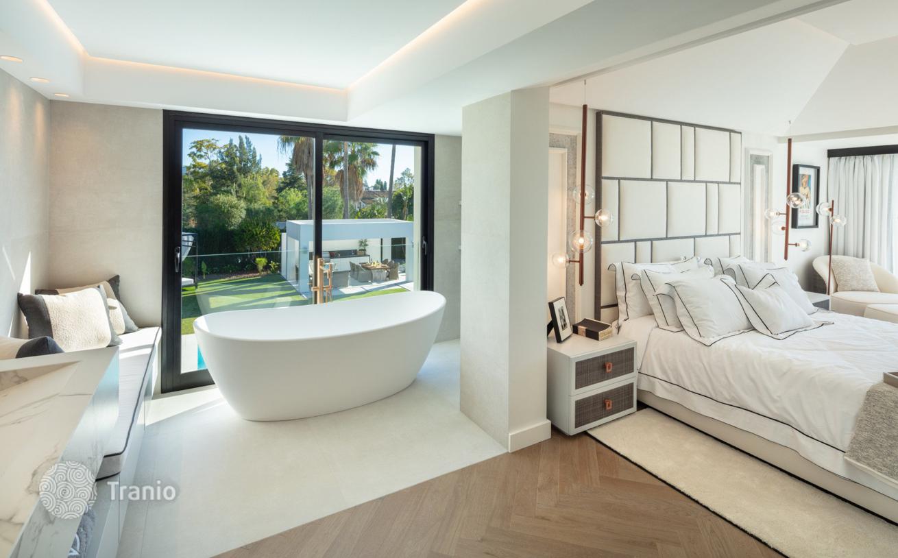 4-Bedroom Villa with Private Pool in Nueva Andalucia, Marbella, photo 3
