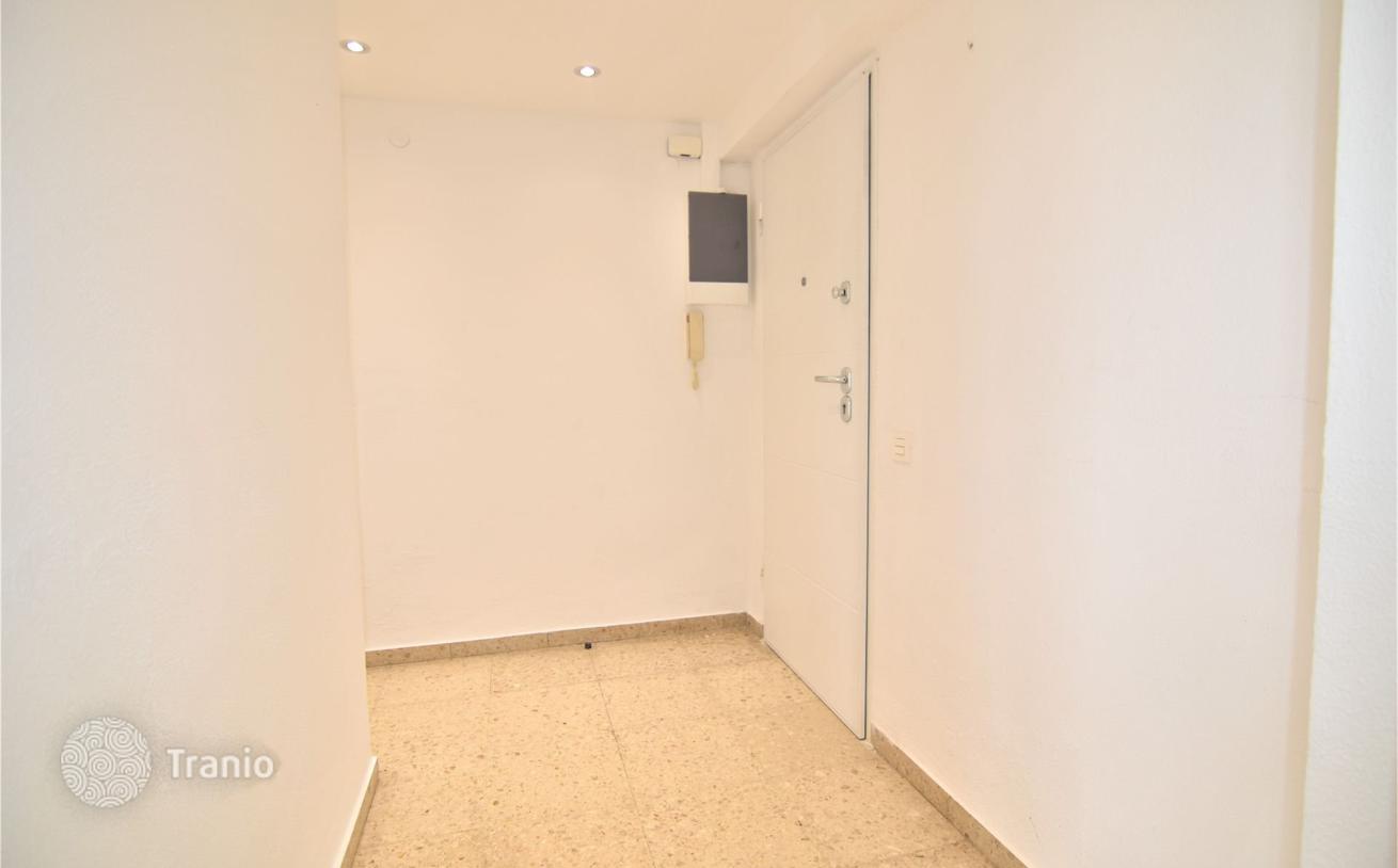 2-Bedroom Beachfront Apartment in Calpe, Alicante, photo 5