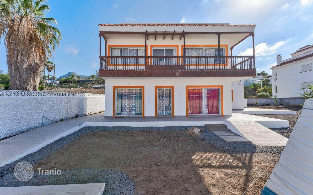 Renovated 2-Story House with Large Plot in Puerto de Santiago, photo 5