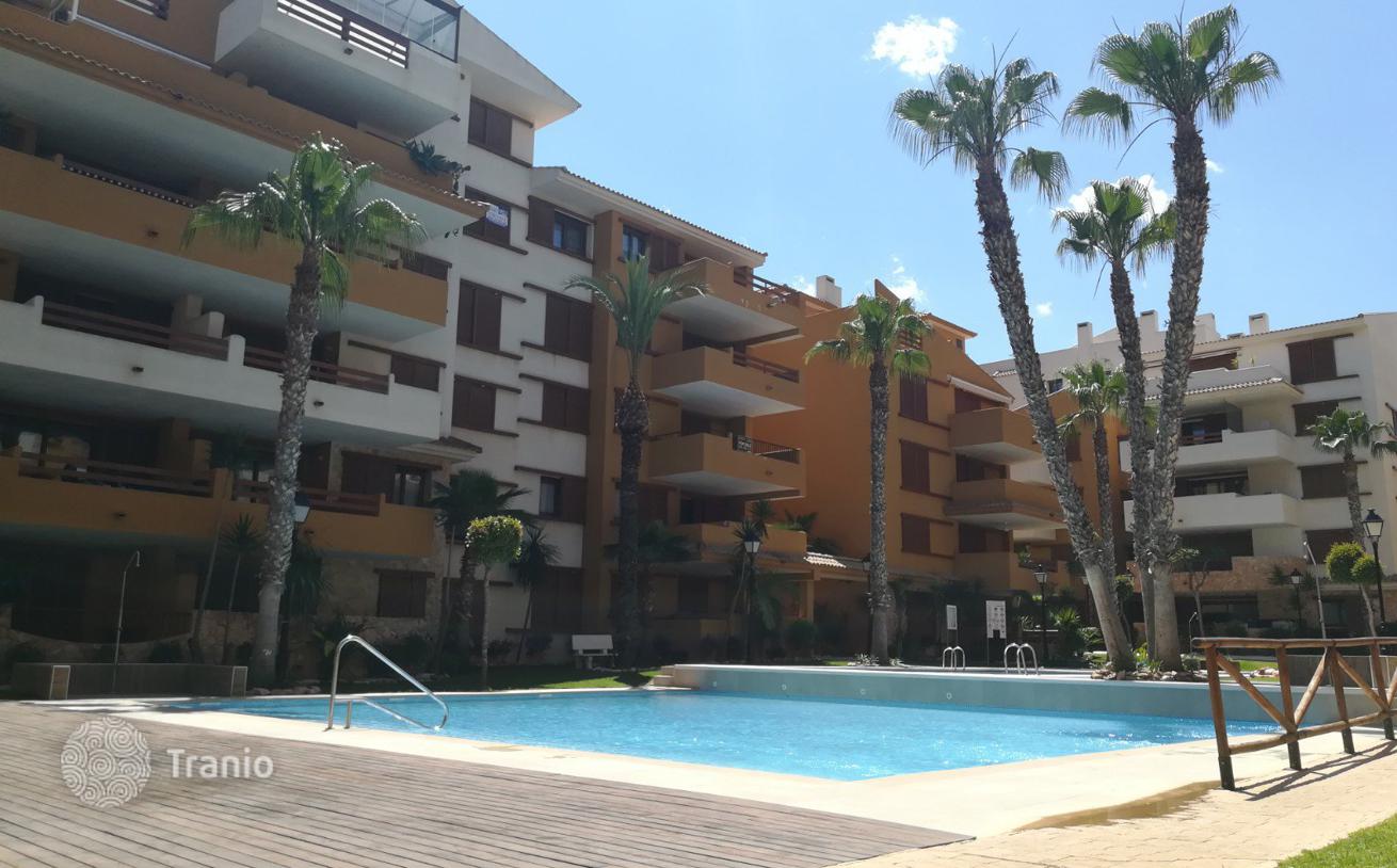 2-Bedroom Apartment with Sea View in Punta Prima, Torrevieja, photo 3