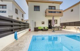 2-Bedroom Villa in Paralimni, Cyprus, photo 3