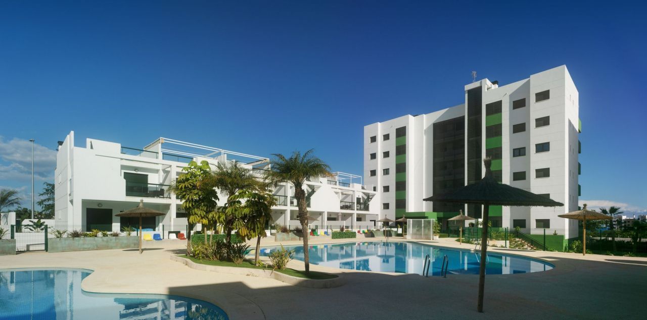 3-Bedroom Apartment in Pilar de la Horadada